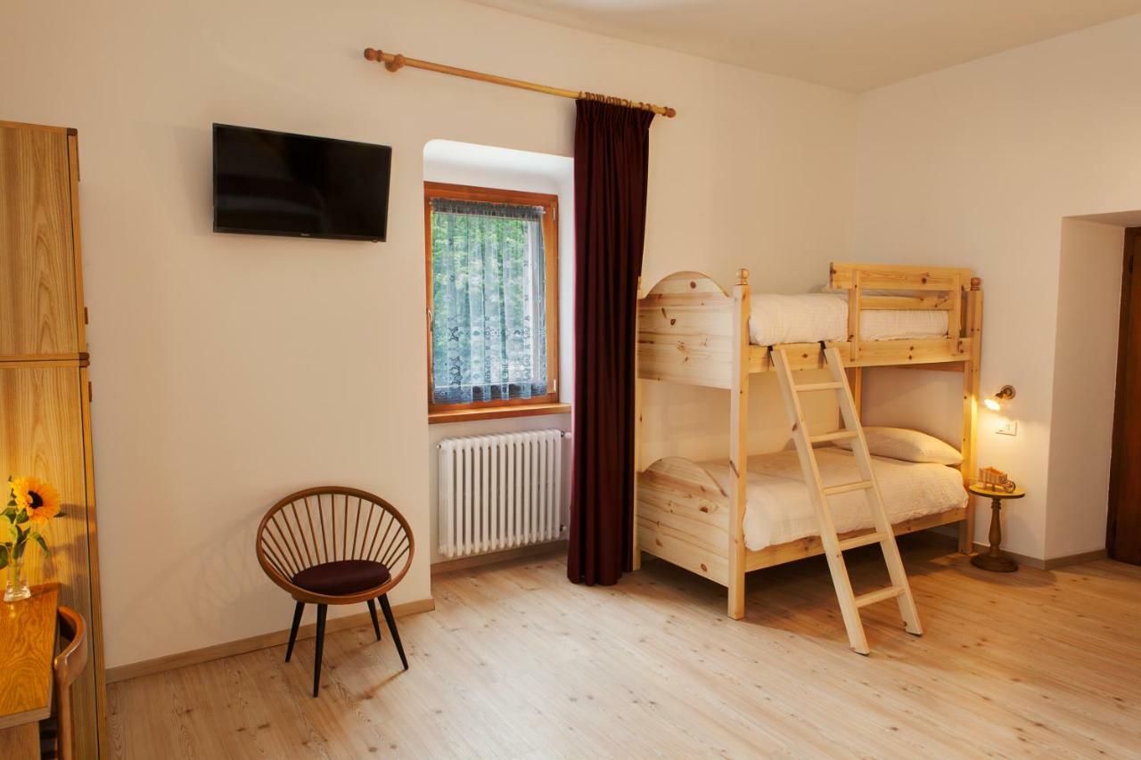 B&B Ca Dei Baroni Pellizzano Εξωτερικό φωτογραφία
