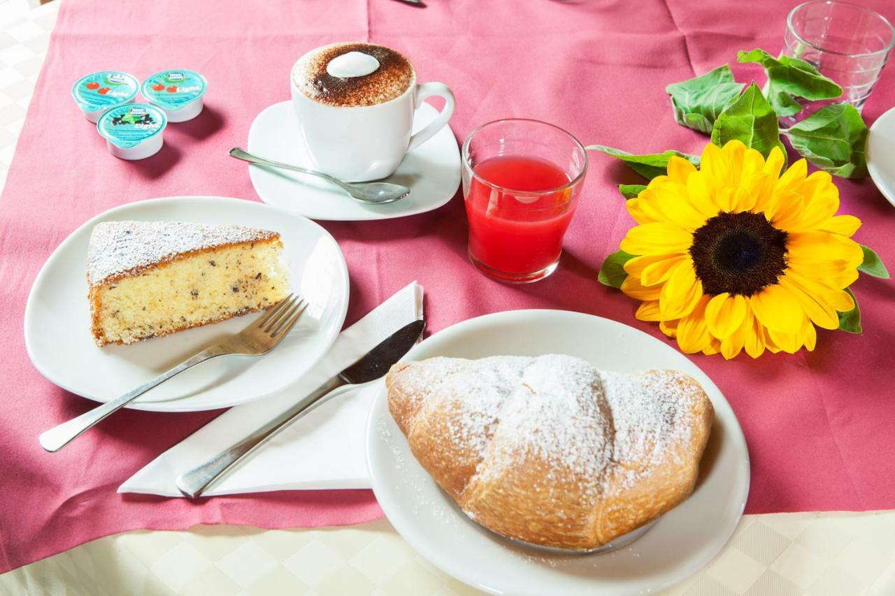 B&B Ca Dei Baroni Pellizzano Εξωτερικό φωτογραφία
